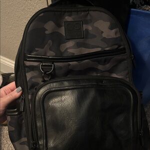 Itzy ritzy backpack camouflage